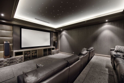 Poslech doma může být lepší než v kině